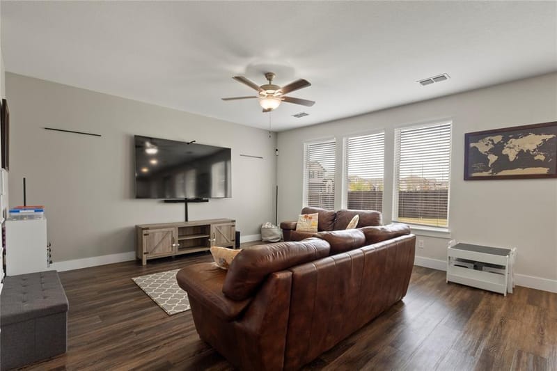 5301 Basham Lane, Denton TX 76207 - Photo 11