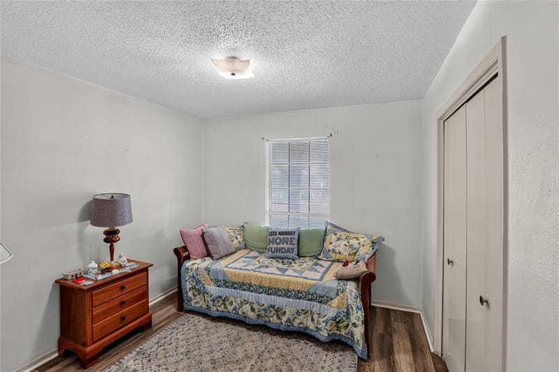 1305 Montclair Street, Arlington TX 76015 - Photo 11