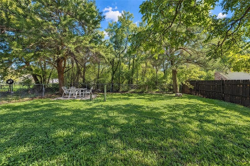 309 E Wilbarger Street, Bowie TX 76230 - Photo 30