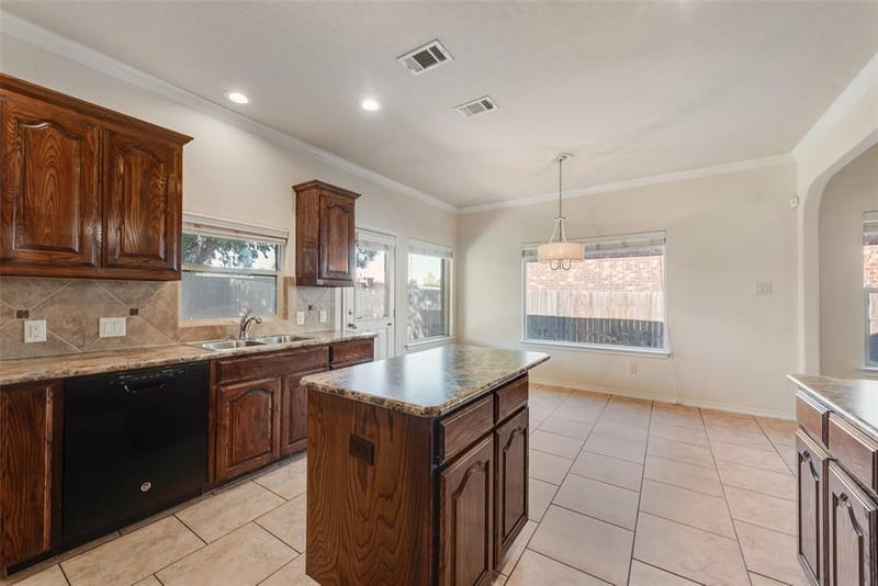 3101 Buckthorn Lane, Denton TX 76226 - Photo 10