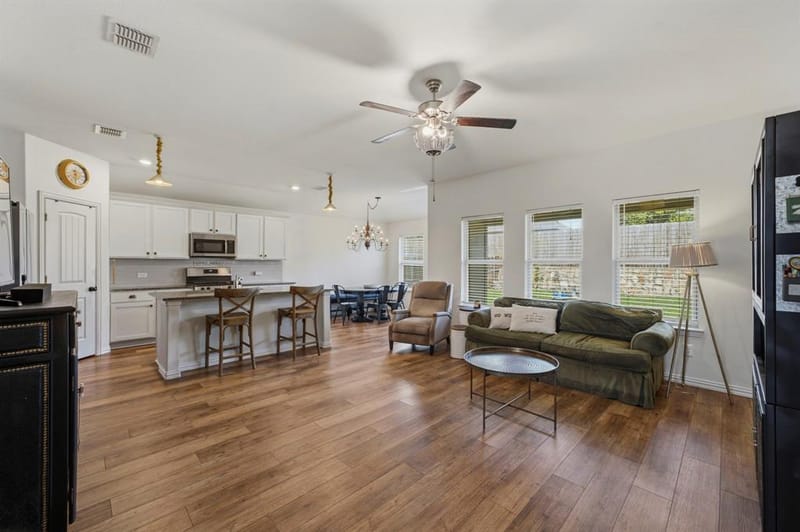 916 Evergreen Street, Princeton TX 75407 - Photo 6