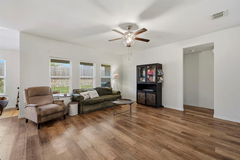 916 Evergreen Street, Princeton TX 75407 - Photo 8