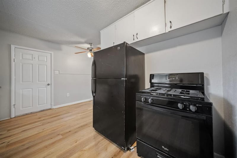 514 E University Avenue, Waxahachie TX 75165 - Photo 12