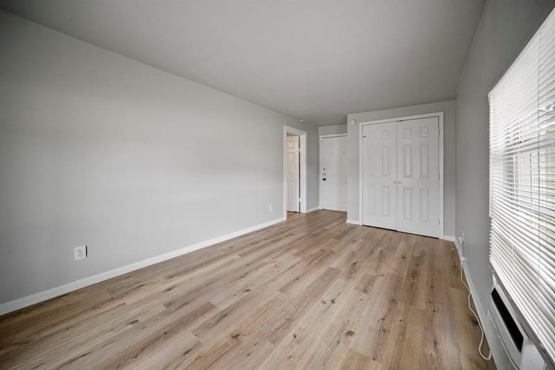 514 E University Avenue, Waxahachie TX 75165 - Photo 14