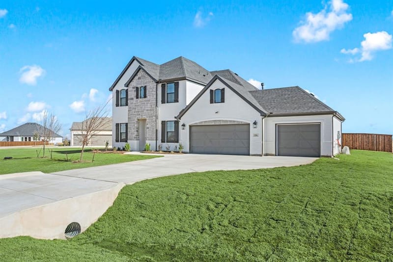 116 Evanston Court, New Fairview TX 76078 - Photo 2