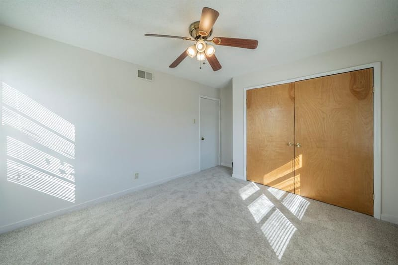 4147 Huckleberry Circle, Dallas TX 75216 - Photo 17