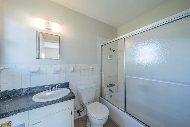 4147 Huckleberry Circle, Dallas TX 75216 - Photo 20