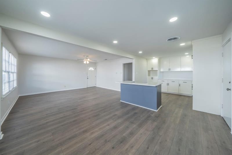 4147 Huckleberry Circle, Dallas TX 75216 - Photo 8
