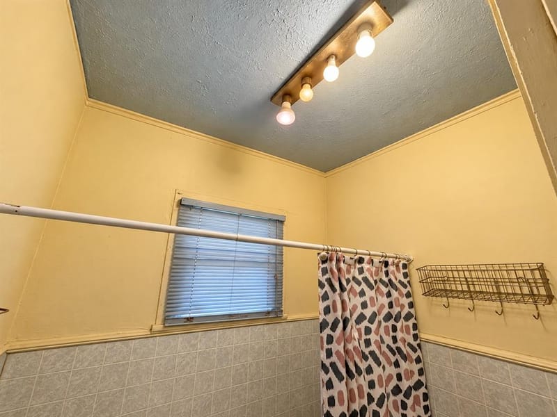 3234 Spring Avenue, Dallas TX 75215 - Photo 16
