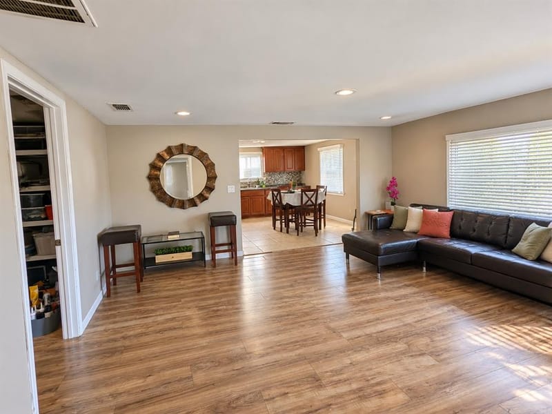 3234 Spring Avenue, Dallas TX 75215 - Photo 5