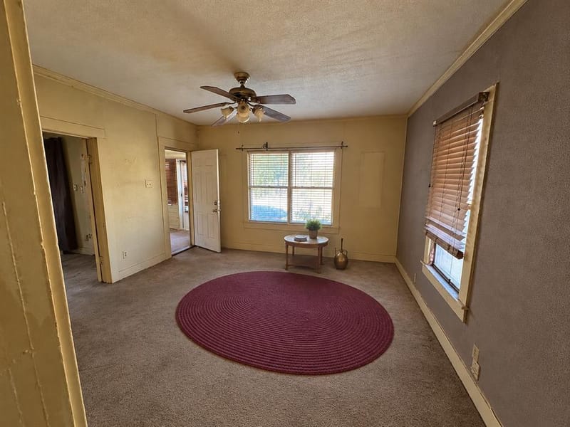 3234 Spring Avenue, Dallas TX 75215 - Photo 9