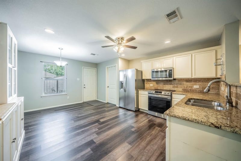 1803 Brookwood Drive, Terrell TX 75160 - Photo 6