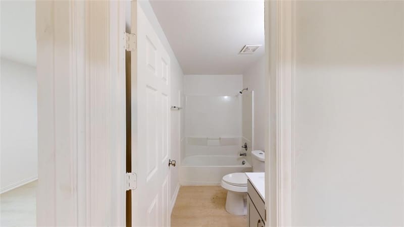 3823 Colonial Avenue, Dallas TX 75215 - Photo 20