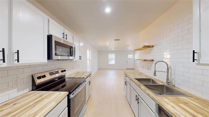 3823 Colonial Avenue, Dallas TX 75215 - Photo 9