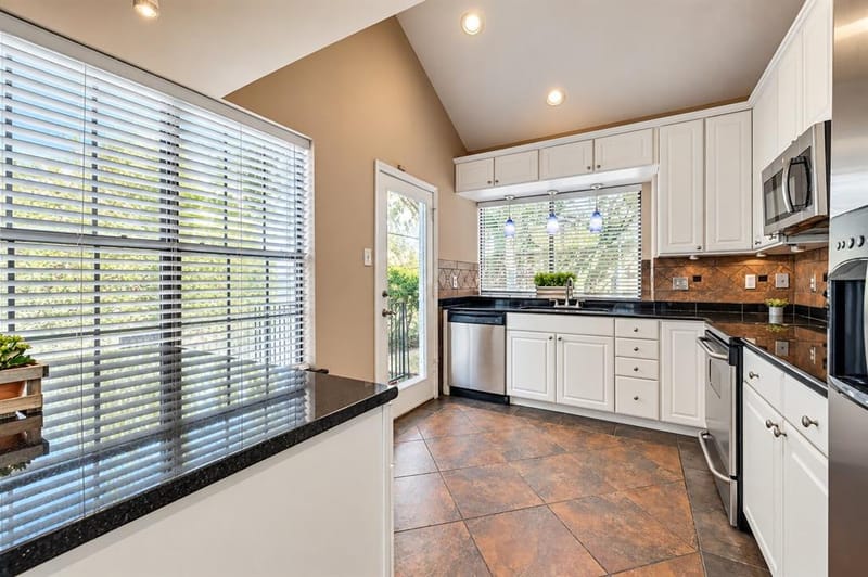 4335 S Capistrano Drive, Dallas TX 75287 - Photo 4