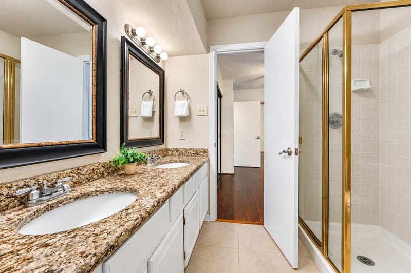 4335 S Capistrano Drive, Dallas TX 75287 - Photo 8