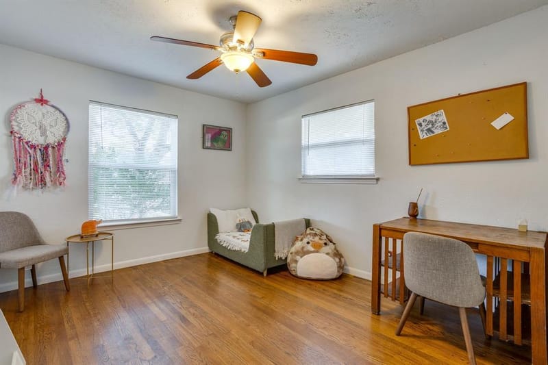 2739 Livingston Avenue, Fort Worth TX 76110 - Photo 12