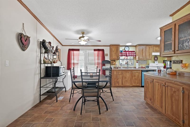 435 Gene Lee Road, Mineral Wells TX 76067 - Photo 18