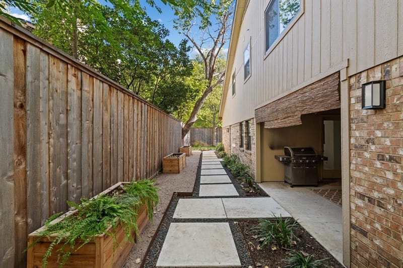 6409 Ridgemont Drive, Dallas TX 75214