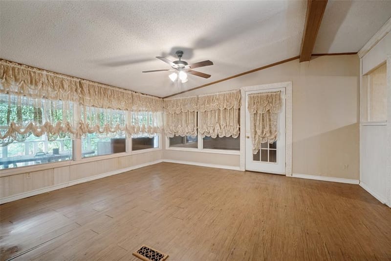9459 County Road 313, Terrell TX 75161 - Photo 12