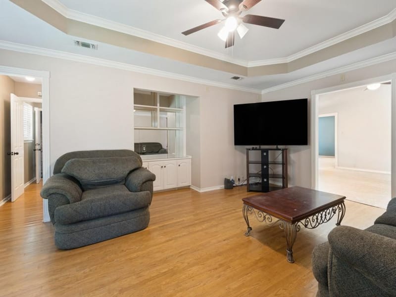 3324 Timber Grove Drive, Bedford TX 76021 - Photo 6