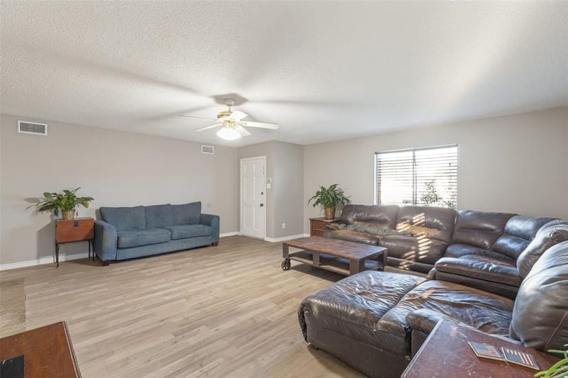 5305 Countess Court, Lake Dallas TX 75065 - Photo 3