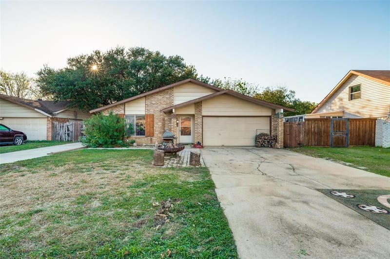5305 Countess Court, Lake Dallas TX 75065