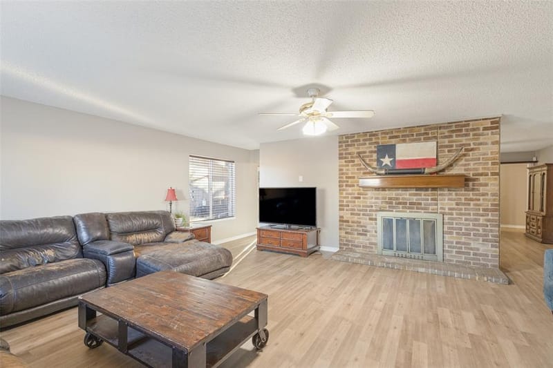 5305 Countess Court, Lake Dallas TX 75065 - Photo 5