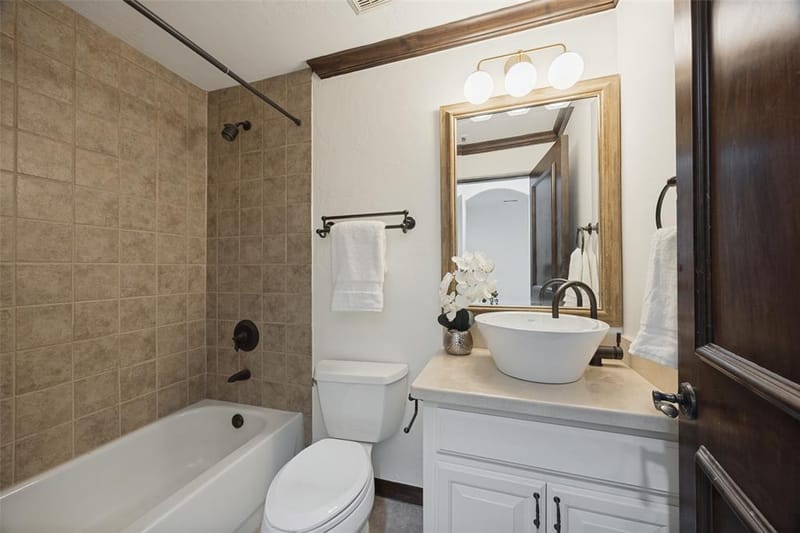 4323 Gilbert Avenue # 2, Dallas TX 75219 - Photo 26