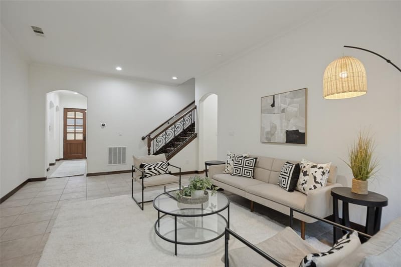 4323 Gilbert Avenue # 2, Dallas TX 75219 - Photo 5