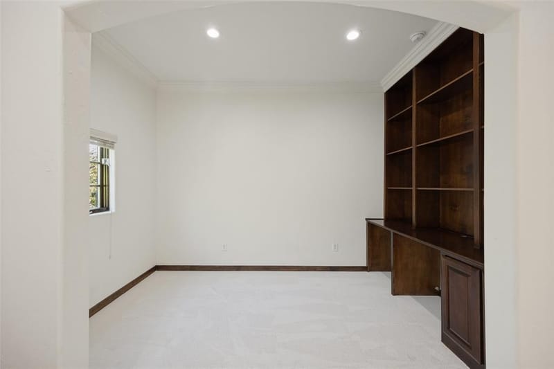 4323 Gilbert Avenue # 2, Dallas TX 75219 - Photo 19