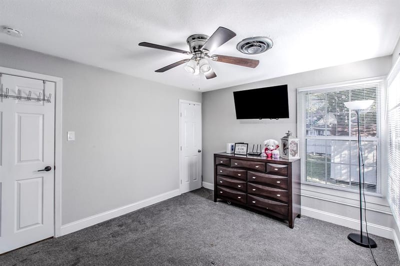 212 Penn Street, Waxahachie TX 75165 - Photo 9