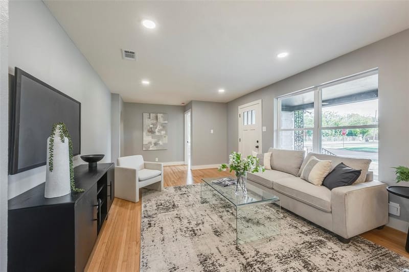 3017 San Medina Avenue, Dallas TX 75228 - Photo 8