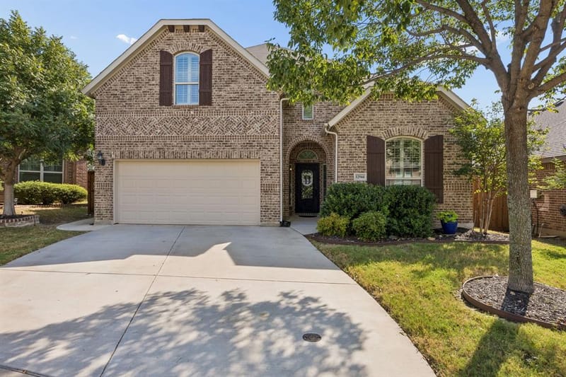 12944 Parade Grounds Lane, Fort Worth TX 76244 - Photo 2