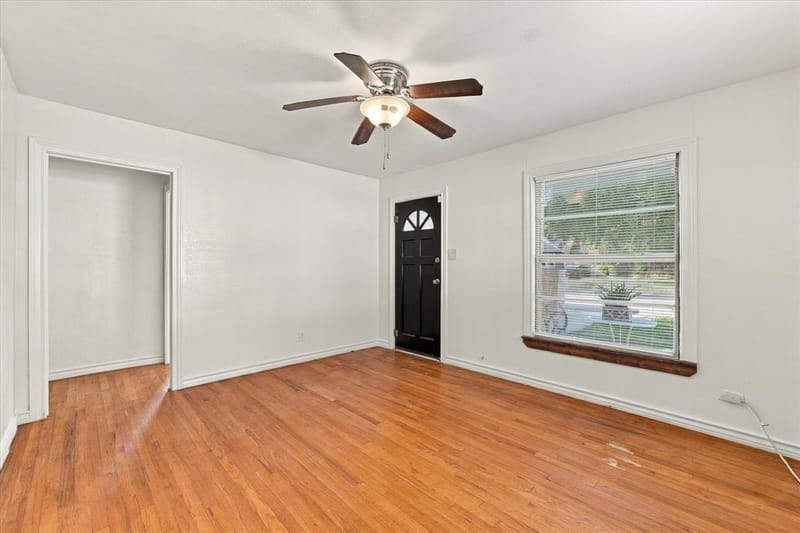 2108 Lyle, Waco TX 76708 - Photo 4