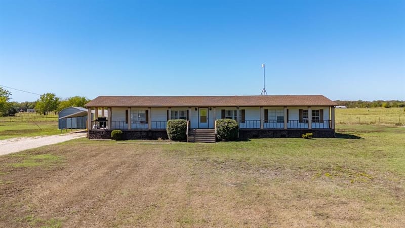 5716 County Road 4516, Commerce TX 75428 - Photo 20