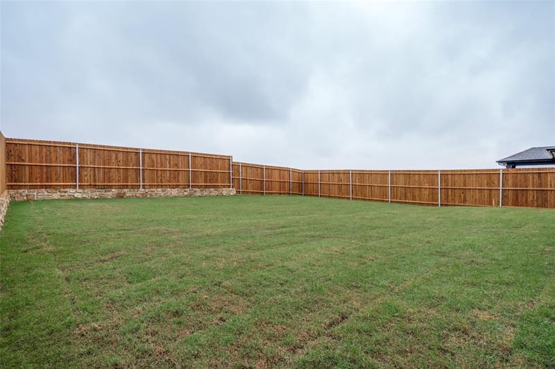 2704 Goldfinch Drive, Denton TX 76205 - Photo 23