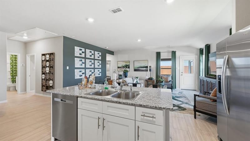 10705 BLACK ONYX Drive, Fort Worth TX 76036 - Photo 5