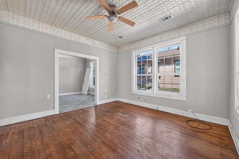2405 Roosevelt Avenue, Fort Worth TX 76164 - Photo 16