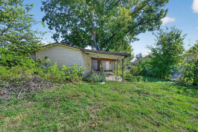 2405 Roosevelt Avenue, Fort Worth TX 76164 - Photo 38