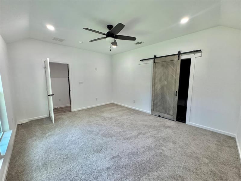 1134 Vintage Avenue, Gainesville TX 76240 - Photo 12