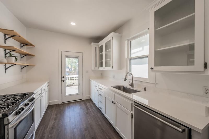 1928 Fairmount Avenue, Fort Worth TX 76110 - Photo 13