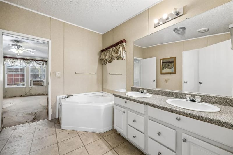 7018 Post Oak Drive, Bonham TX 75418 - Photo 19