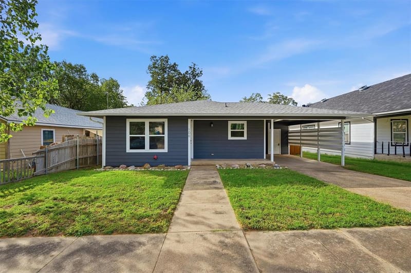 106 E Heron Street, Denison TX 75021