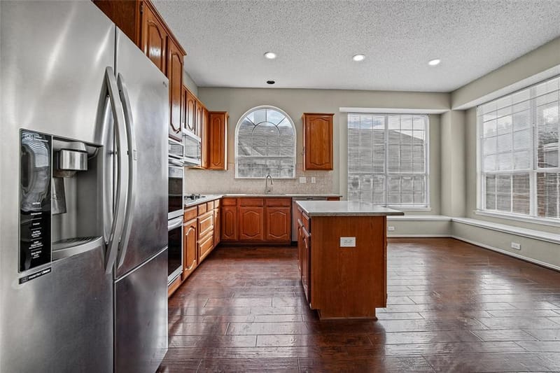 714 Cottonwood Bend Drive, Allen TX 75002 - Photo 8