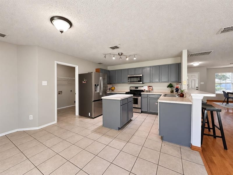 1558 Laurel Hall Lane, Little Elm TX 75068 - Photo 11
