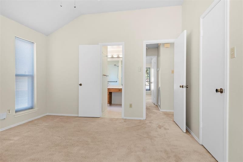 2608 Chestnut Court, Bedford TX 76022 - Photo 18