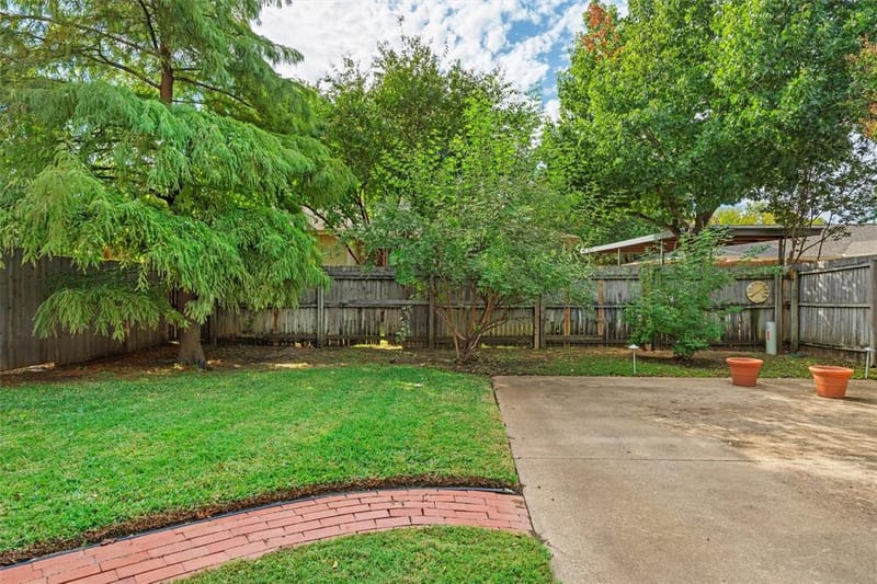 2608 Chestnut Court, Bedford TX 76022 - Photo 29