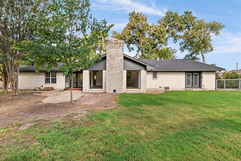 1013 Fairway Road, Woodway TX 76712 - Photo 33
