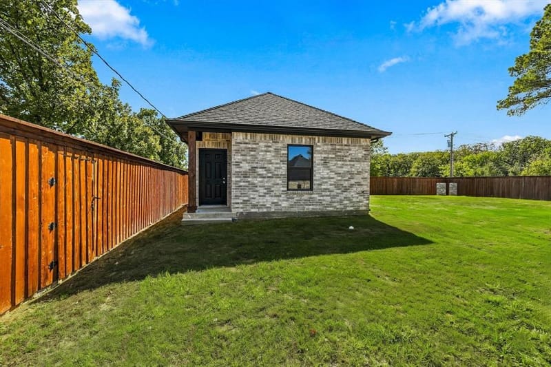 5200 Waterview Drive, Arlington TX 76016 - Photo 27
